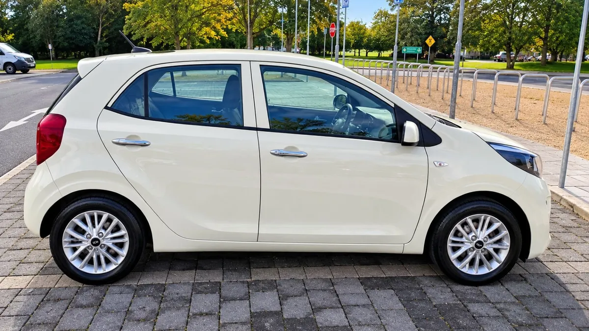 Kia Picanto 2024 - Image 3