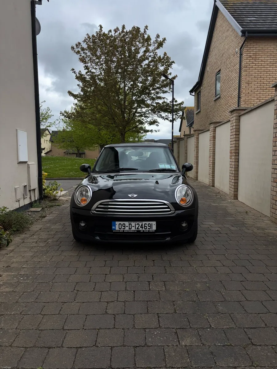 Mini Cooper - Image 1