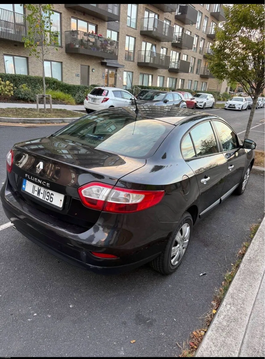 Renault fluence 2011 - Image 3