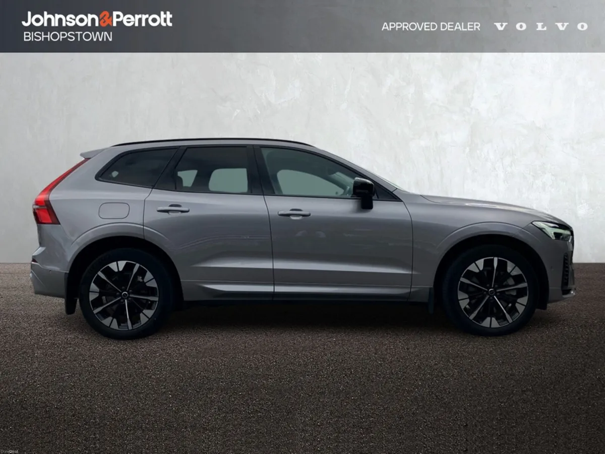 Volvo XC60 T6 350bhp AWD PHEV Plus Dark - Aurora S - Image 5