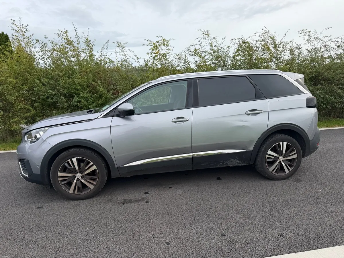 Peugeot 5008 Allure 2018 7 Seater - Image 2