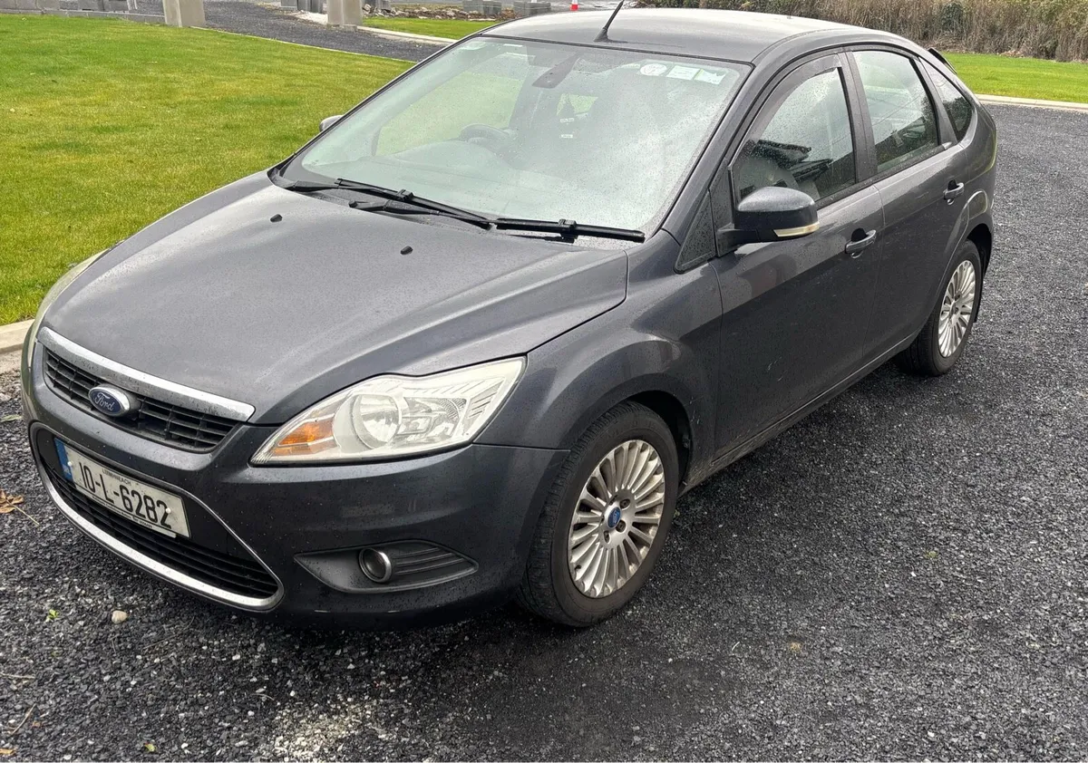 2010 Ford Focus Titanium - Image 1