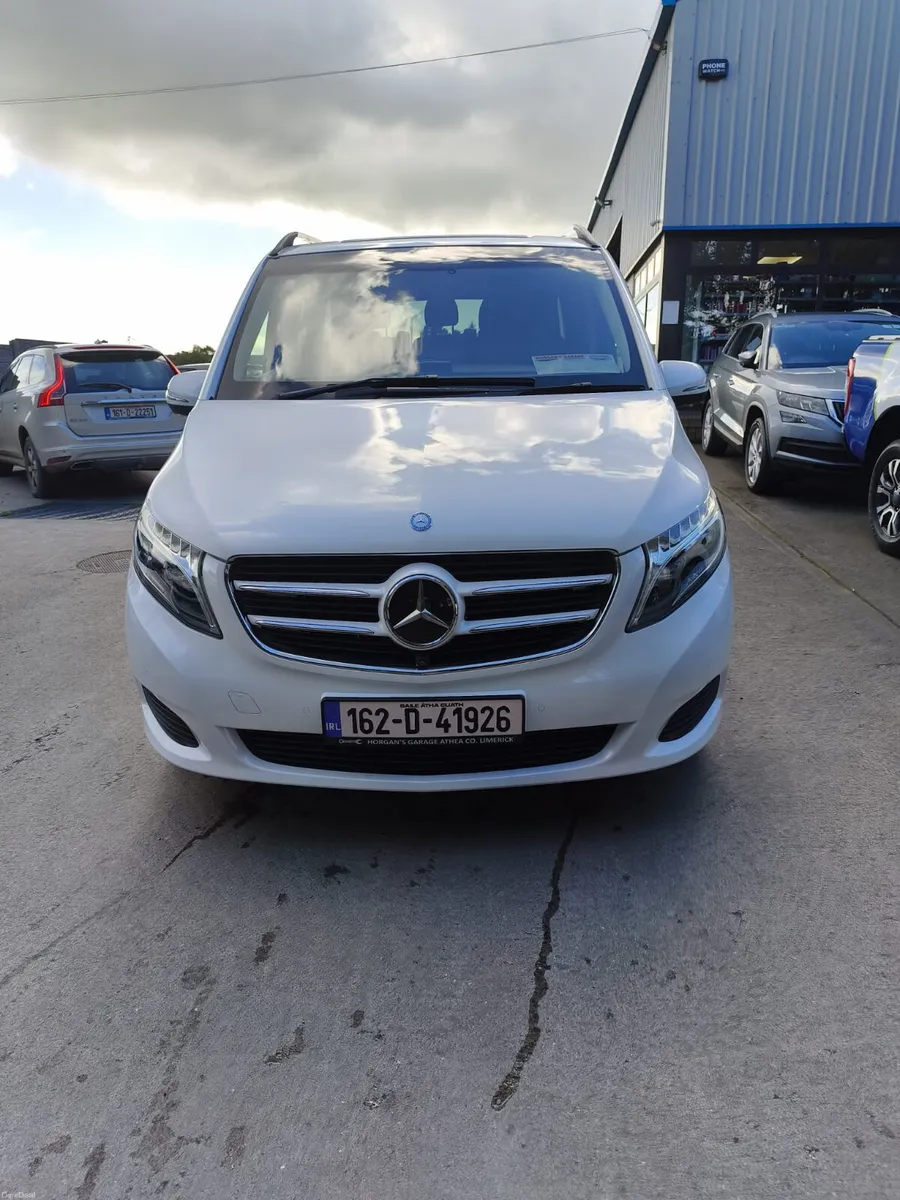 Mercedes-Benz  7 seat  V-Class 2016 - Image 2