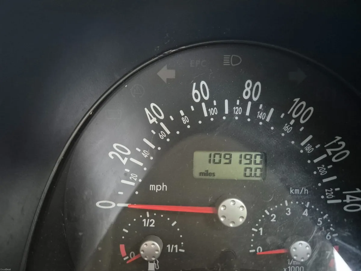 Volkswagen Beetle 2000 - Image 4