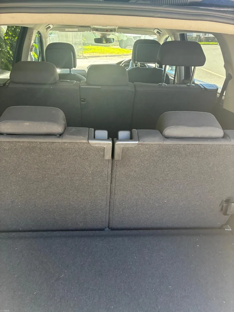 Volkswagen Tiguan Allspace A7 Life 2.0tdi M6F 150 - Image 6