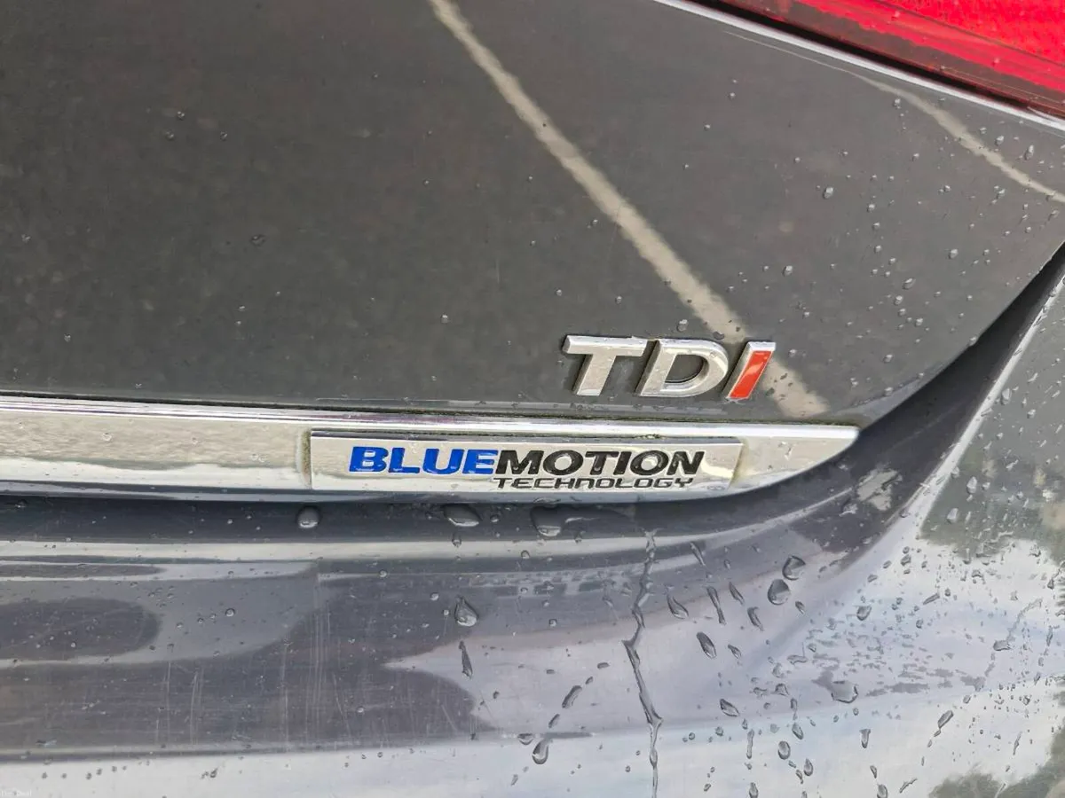 Car - Image 6