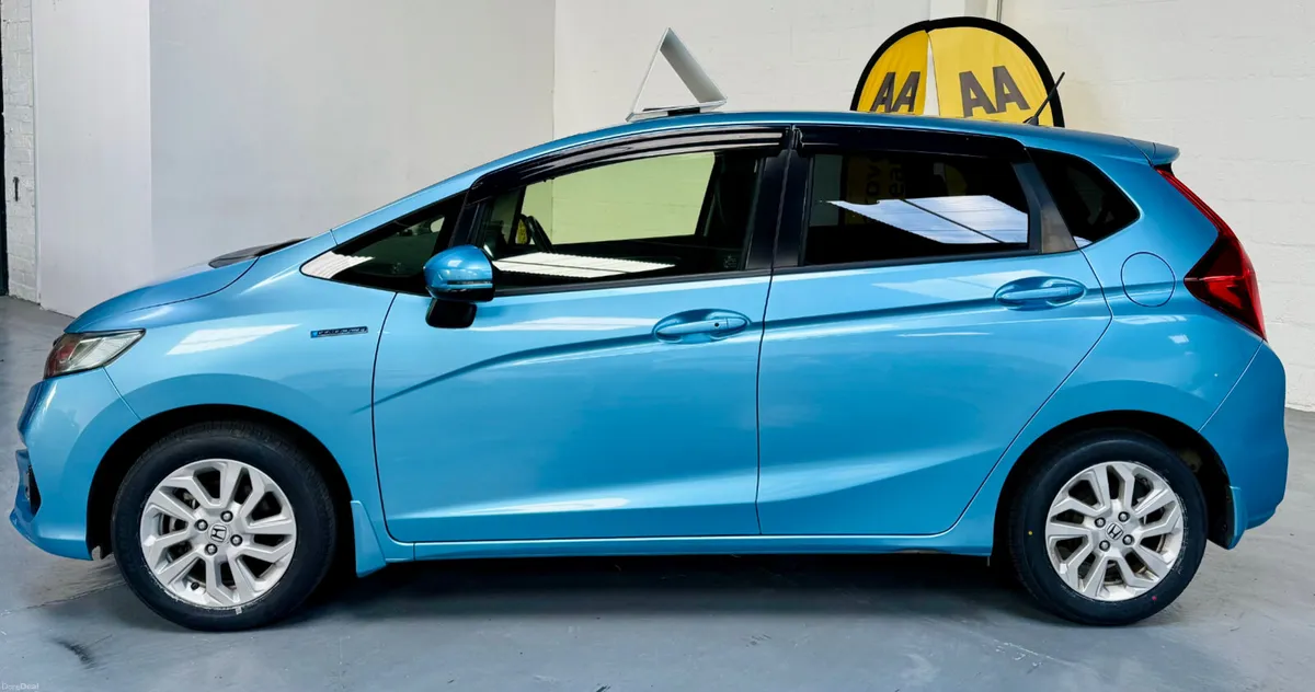 2018 Honda Fit / Jazz 1.5 Hybrid - Image 5