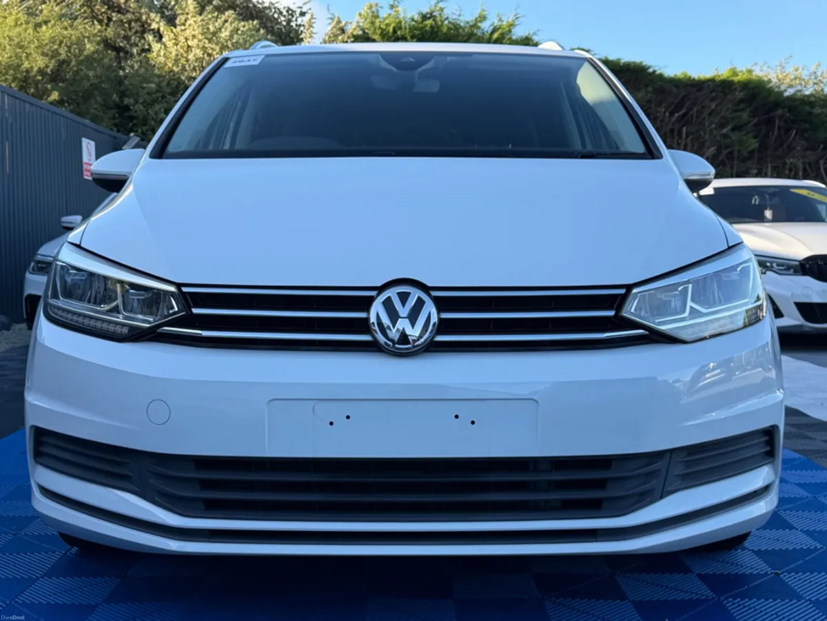 Volkswagen Touran COMFORTLINE - 2.0L DIESEL - AUTO - Image 6