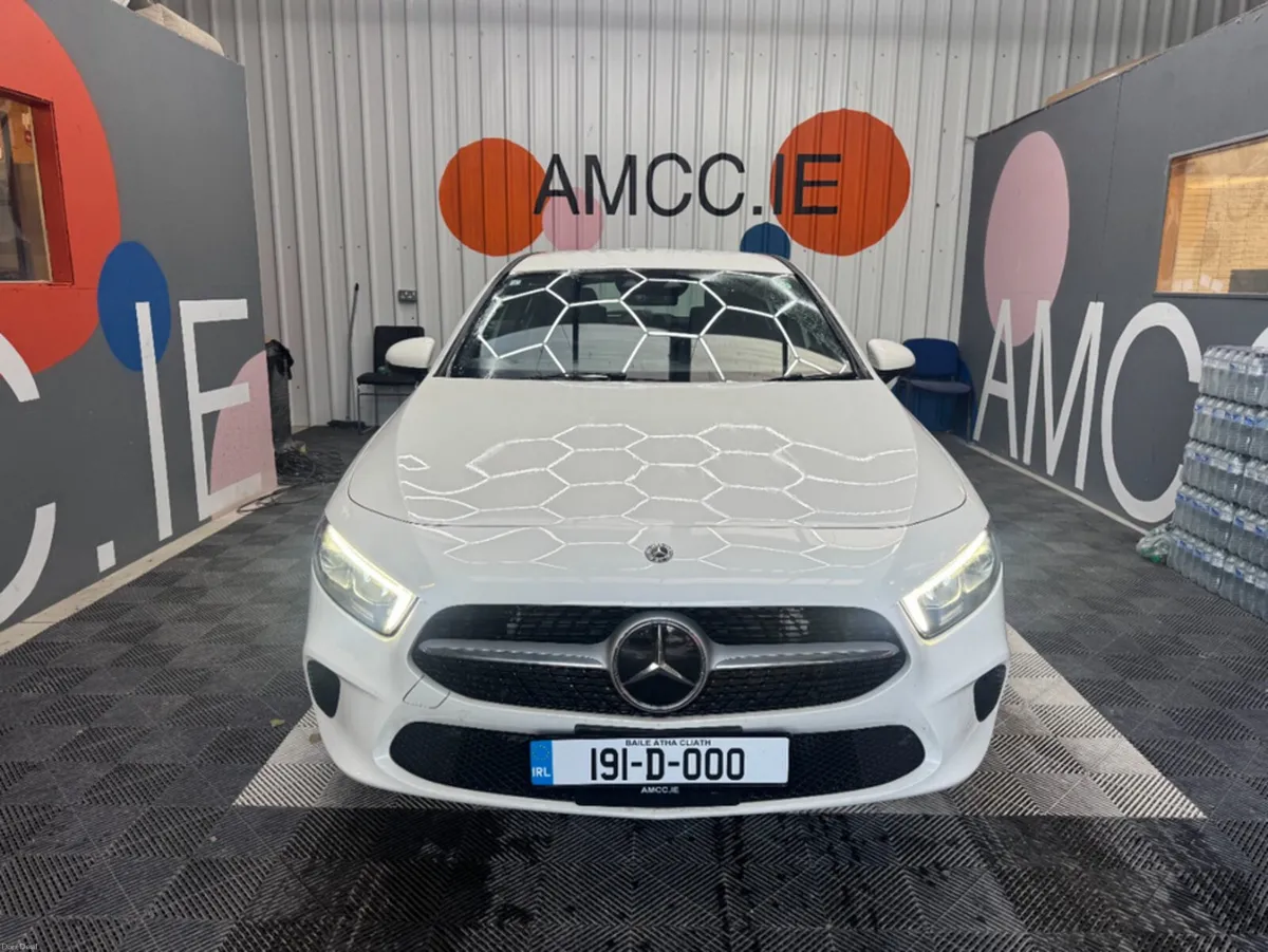 Mercedes-Benz A-Class 2019 MERCEDES-BENZ A180 AUTO - Image 2