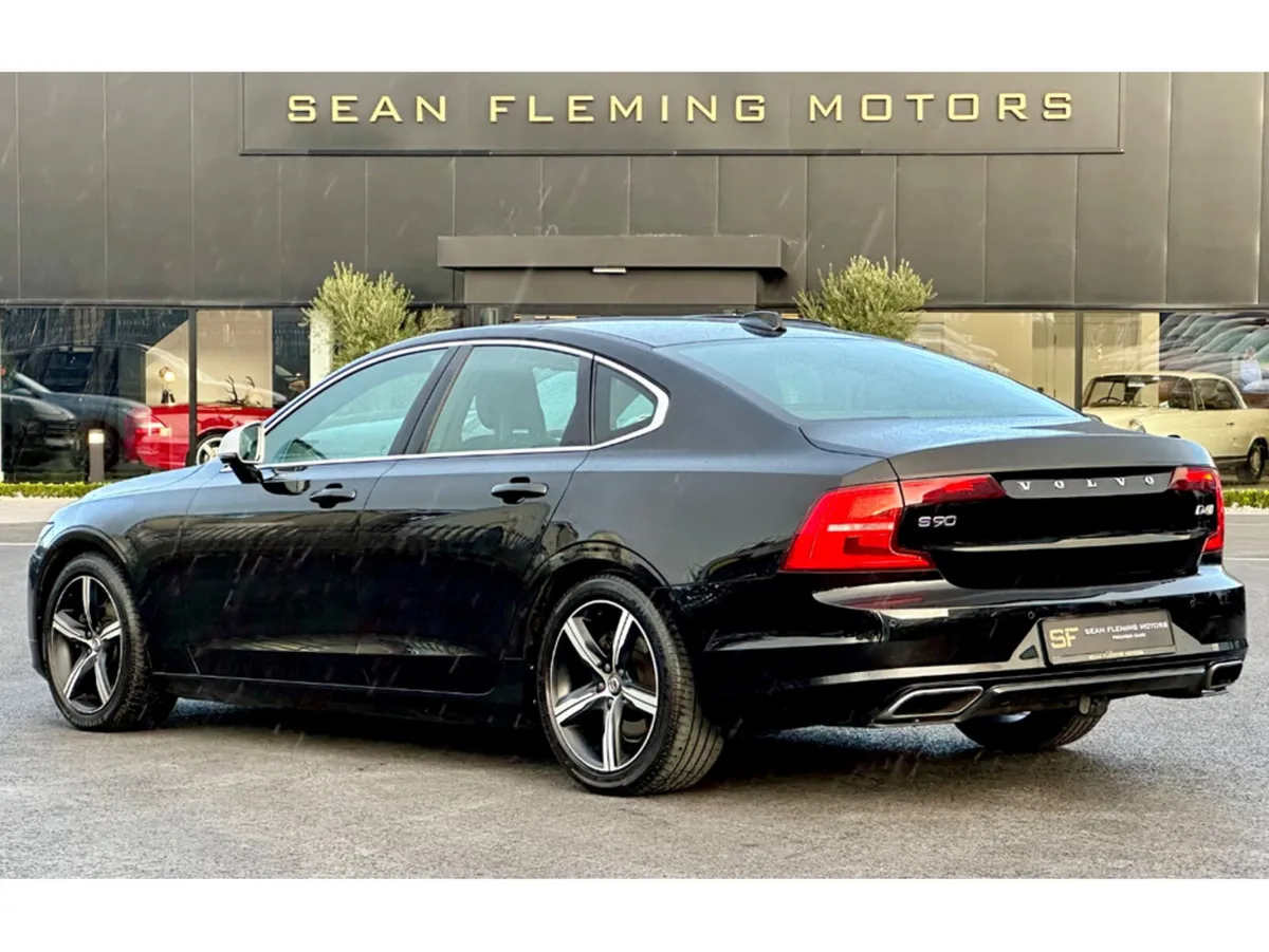 Volvo S90 D4 R-DESIGN PRO 190BHP 4DR AUTO 90 SERIE - Image 3