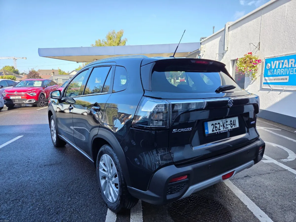 Suzuki S-CROSS 1.4 B/JET HYBRID MOTIO - Image 6