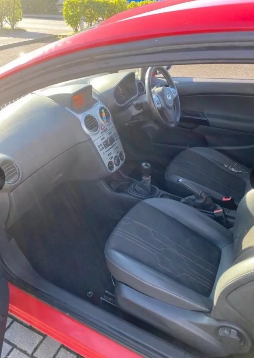 Vauxhall Corsa 2012 3 Door - Image 4