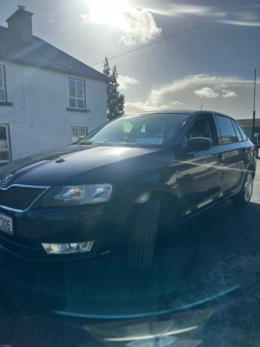 Skoda Rapid 2014 - Image 3