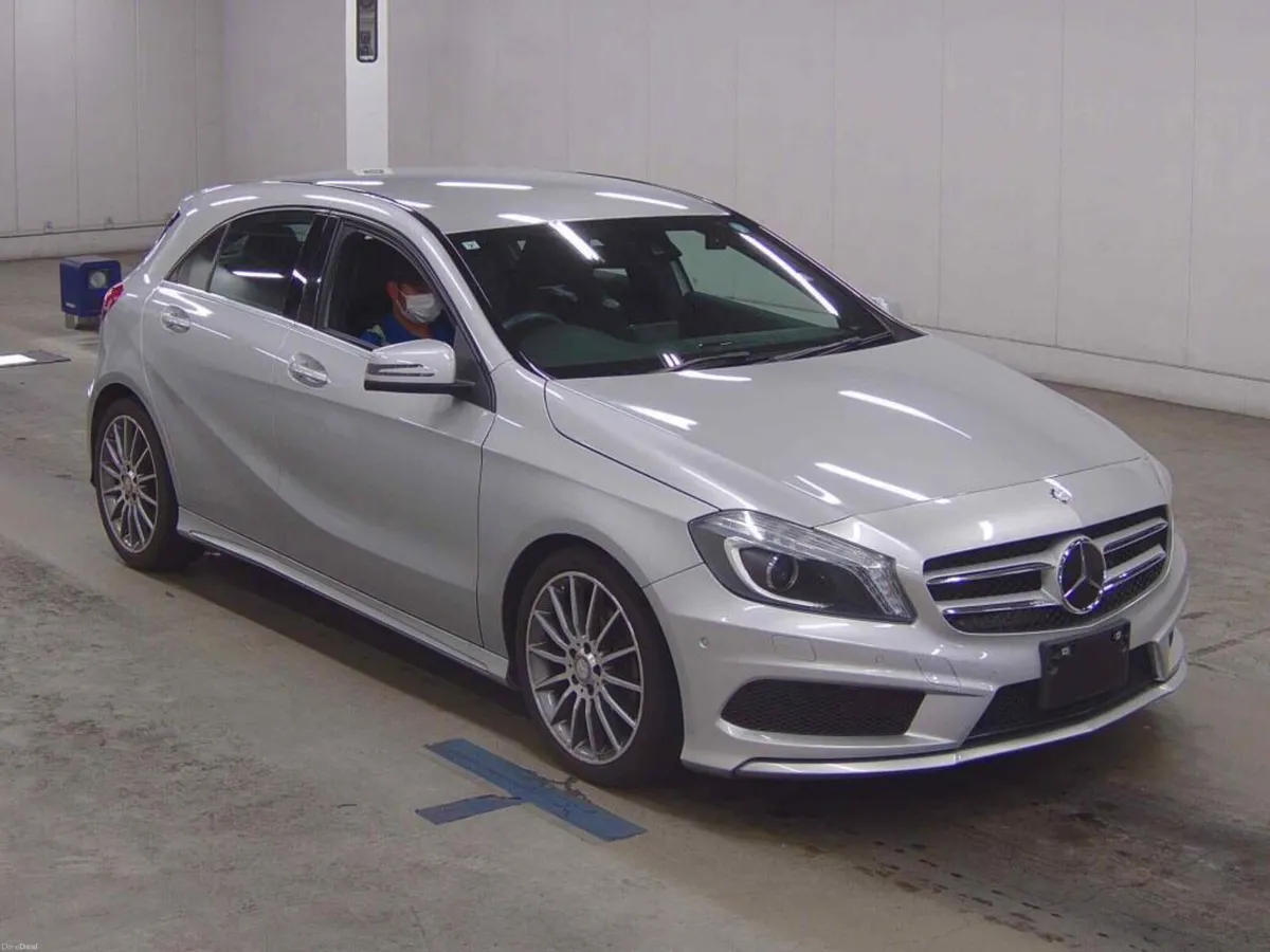 MERCEDES BENZ A180 AMG LINE AUTO 2013 - Image 4