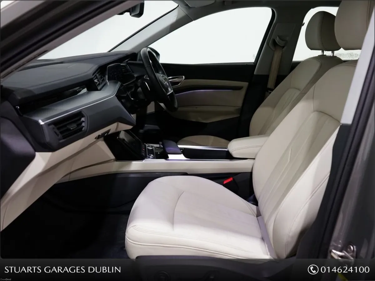 Audi Q8 e-tron Q8 50 E-TRON QUATTRO SPORT: CHRONOS - Image 3