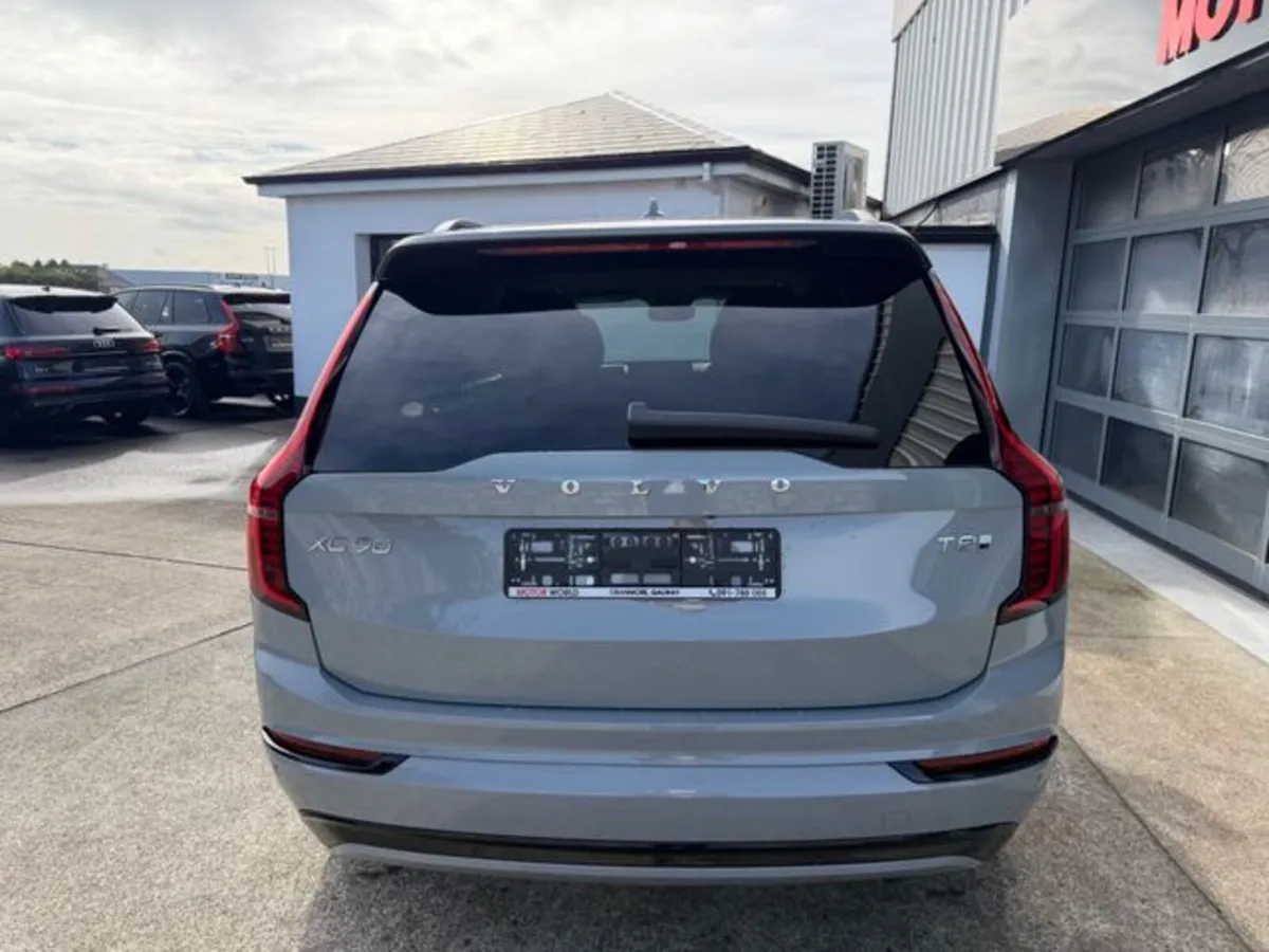 Volvo XC90 + T8 PHEV AWD AUTO PLUS - Image 3