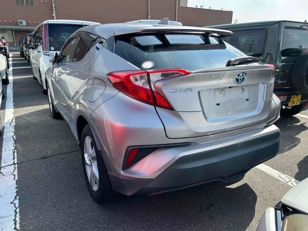 Toyota C-HR 1.8 HYBRID AUTOMATIC SUV - FACTORY ALL - Image 2