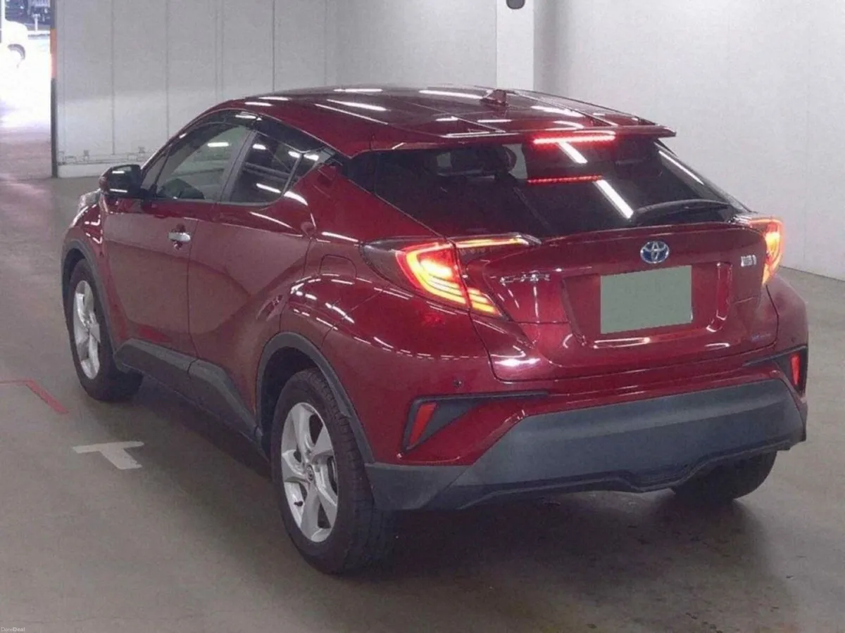 Toyota C-HR 1.8 HYBRID AUTOMATIC SUV - LED EDITION - Image 2