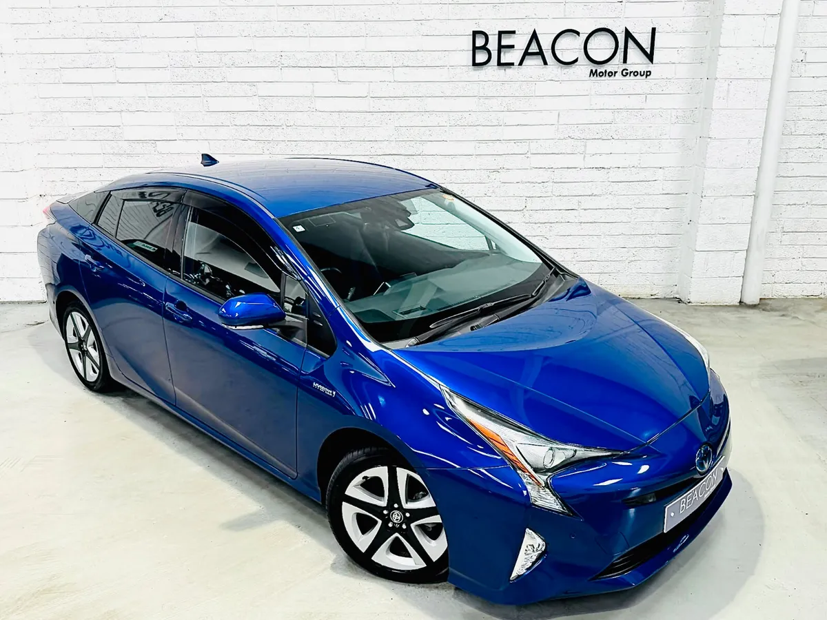 ONLY 21,000 MILES*LUXURY HYBRID TOYOTA PRUIS - Image 2