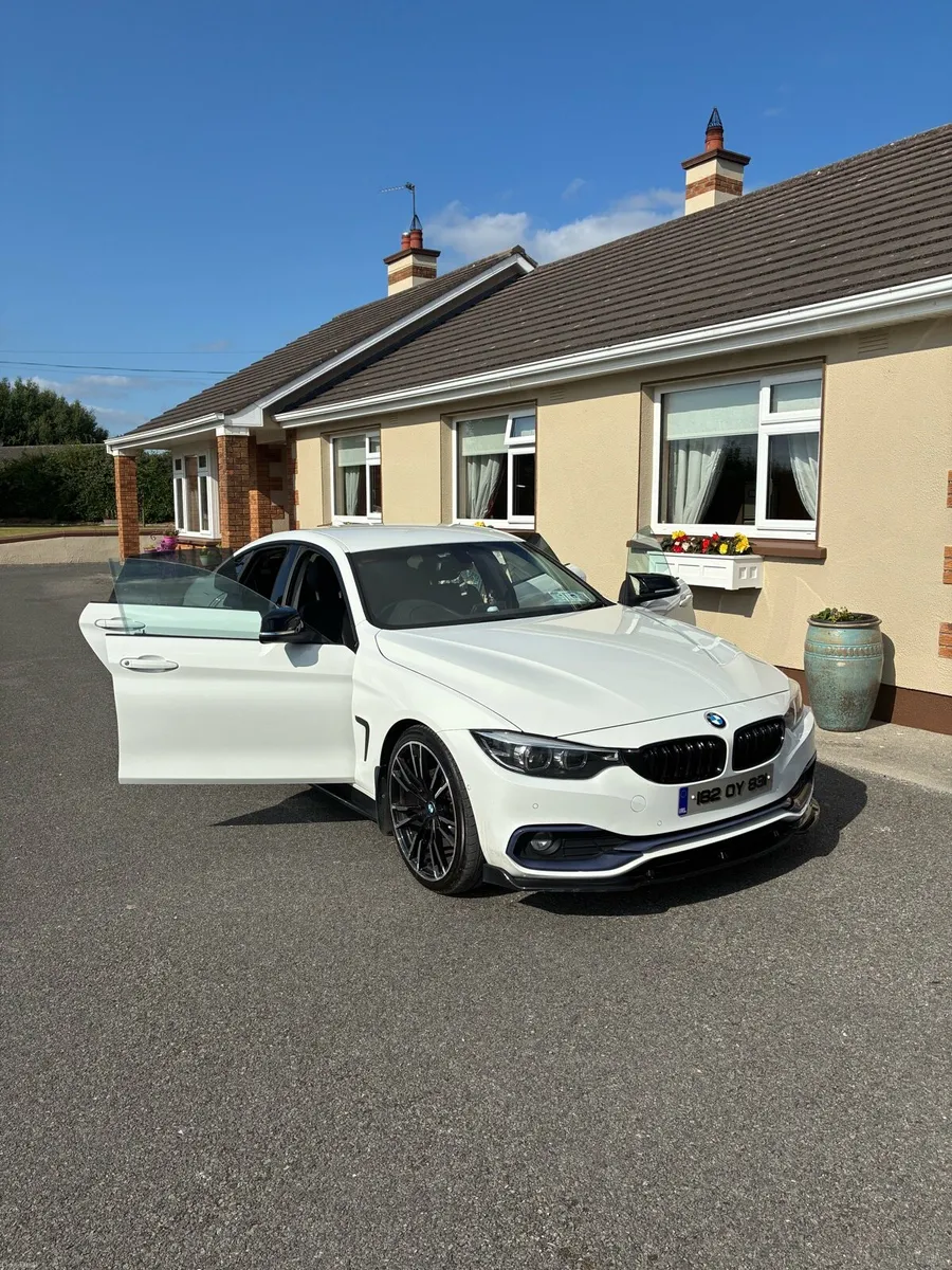 BMW 4-Series 2018 - Image 2