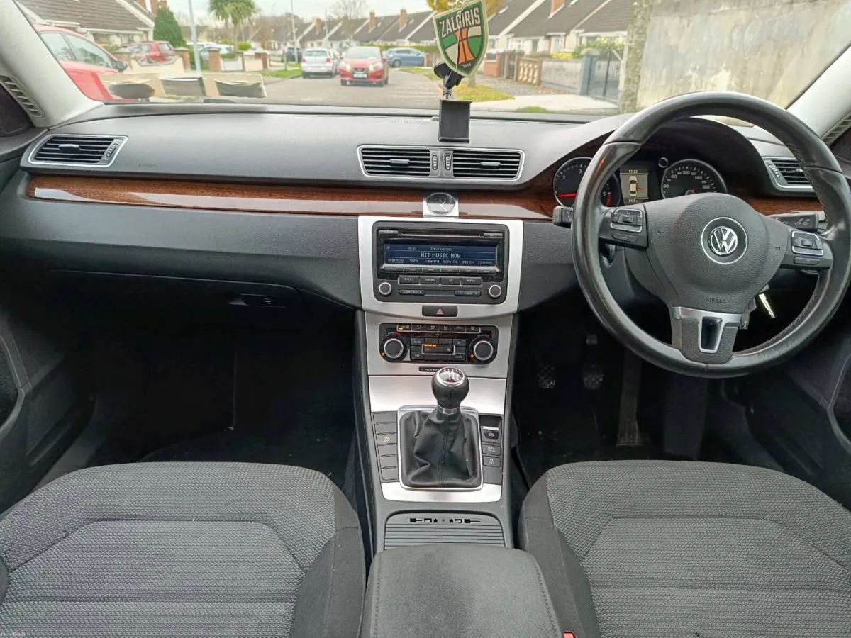 WV Passat 2012. 1.6 tdi - Image 6