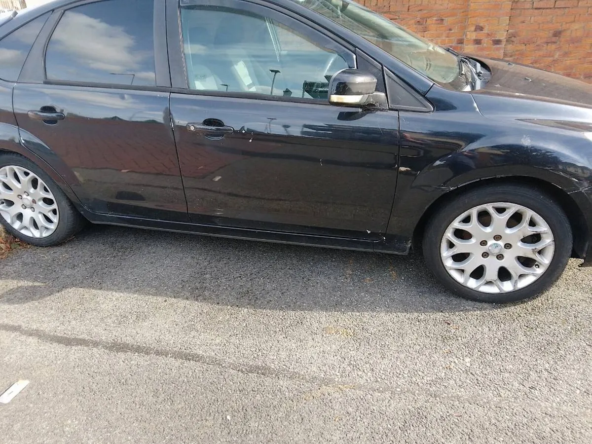 Car - Image 2