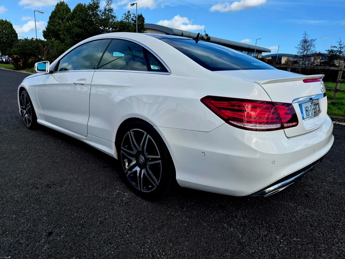 Mercedes-Benz E-Class 2016 - Image 5