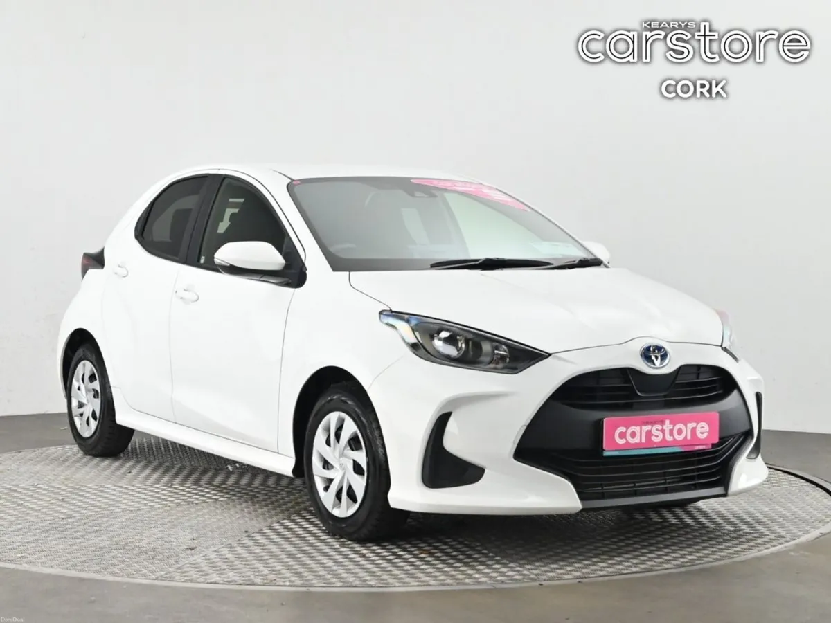 Toyota Yaris Yaris Hybrid X - Image 1