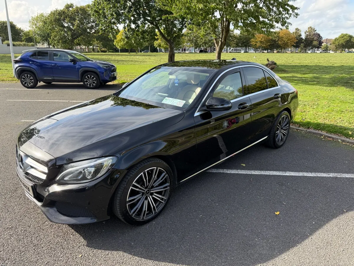 Mercedes C 200 - Image 2