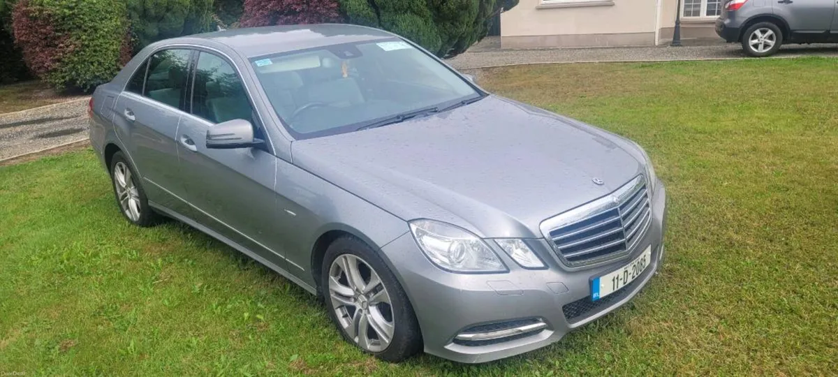 Mercedes - Image 1