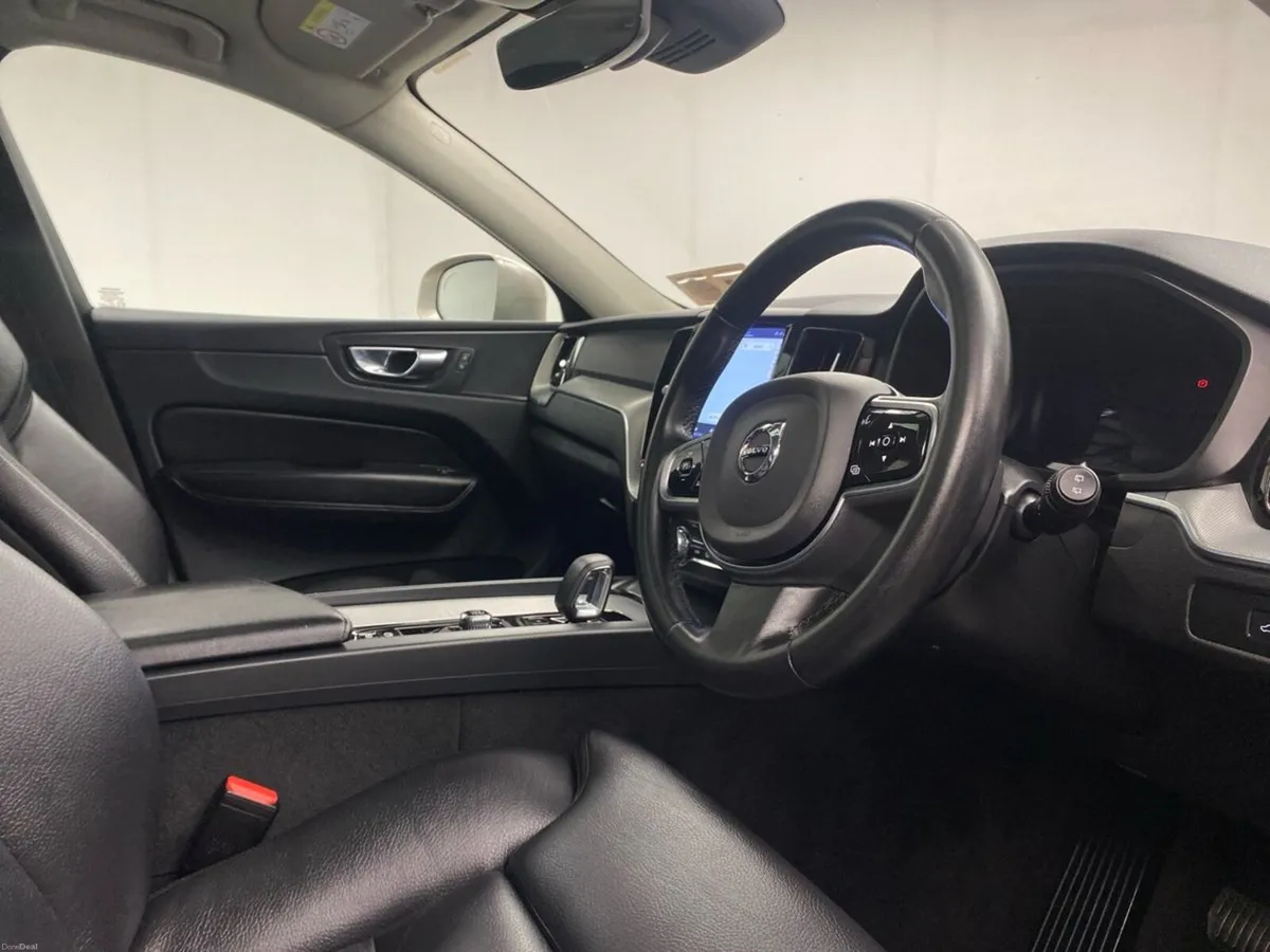 Volvo XC60 T6 Recharge PHEV 350hp AT8 Plus Bright - Image 6