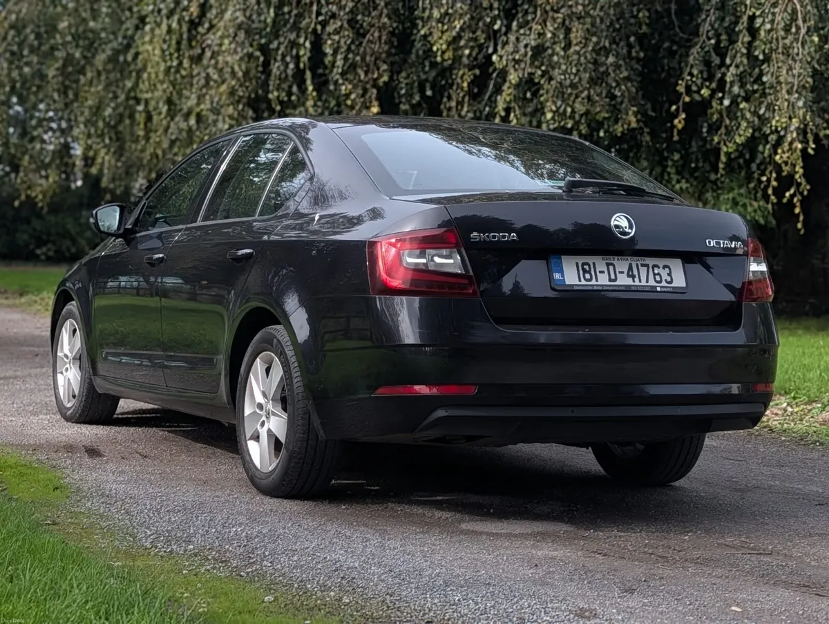 2018 SKODA OCTAVIA AMBITION 1.6 TDI 115HP DSG 4 4D - Image 4