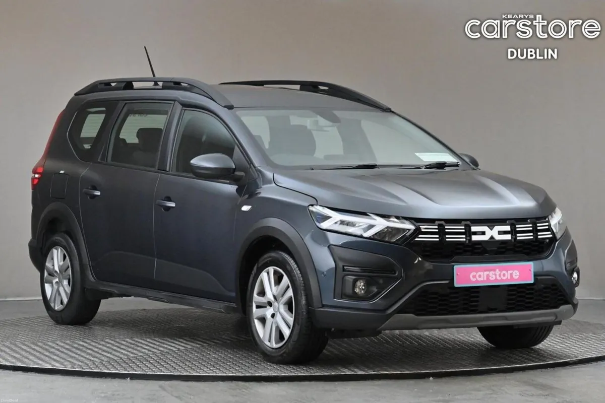 Dacia Jogger 1.0 TCE EXPRESSION 7SEATS **REVERSE C - Image 1