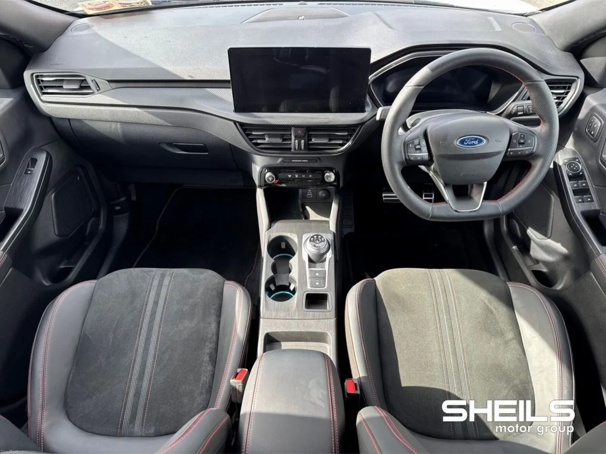 Ford Kuga 2.5 Duratec 243PS PHEV ST-Line X Auto - Image 3