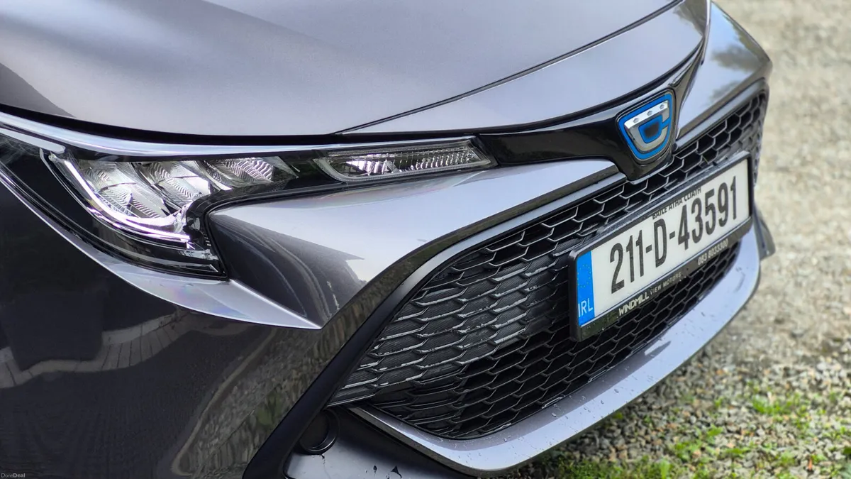 Toyota Corolla Sport Fresh Nct 2021 - Image 3