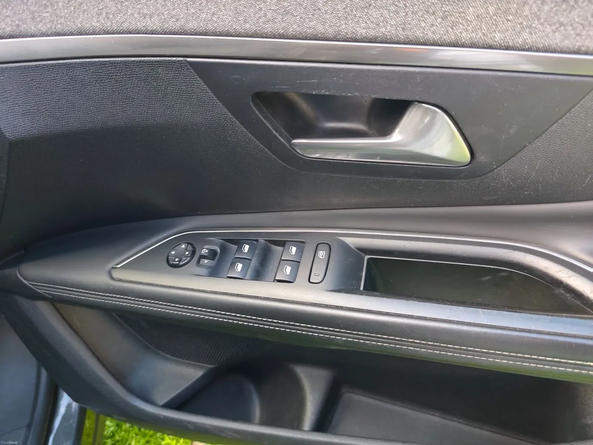 PEUGEOT 3008 ALLURE 1.6 HDI MANUAL NCT 2028 - Image 3