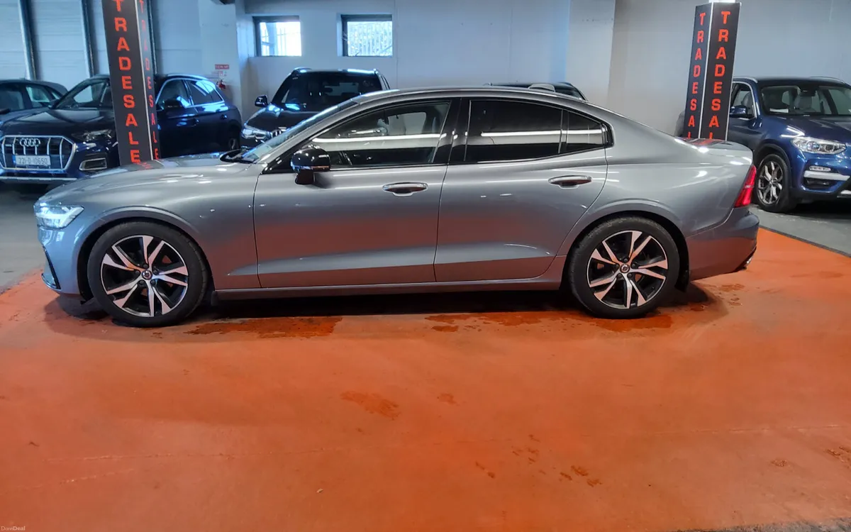 Volvo S60 2021 - Image 3