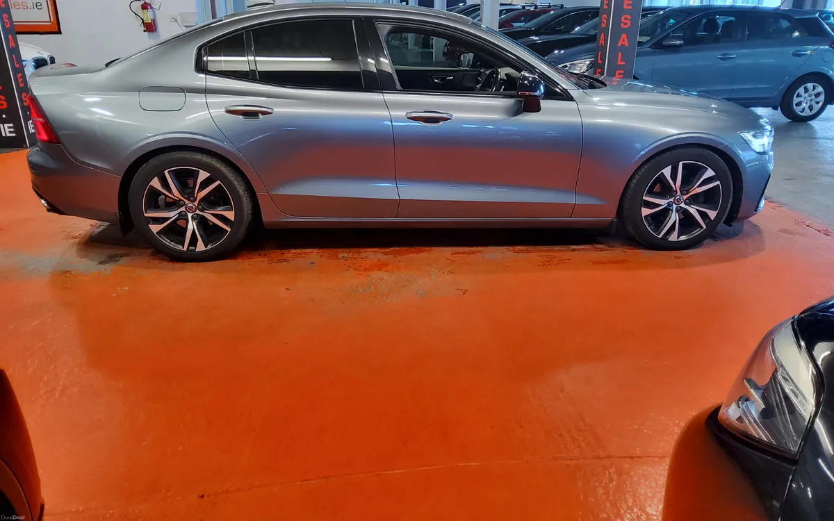 Volvo S60 2021 - Image 5