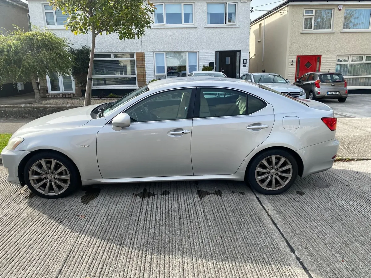Lexus IS250 2008 - Image 5