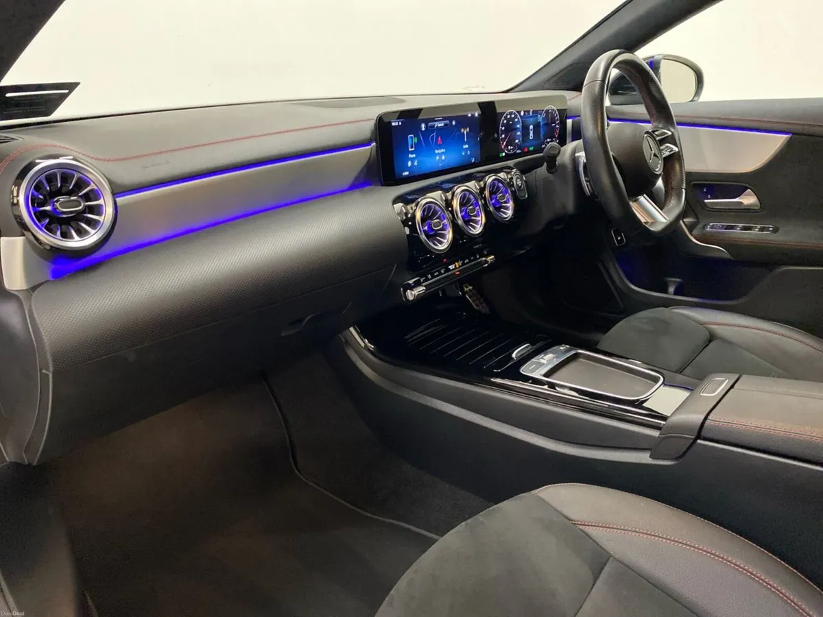 Mercedes-Benz CLA CLA 250 e PHEV Coup A/T AMG Line - Image 6
