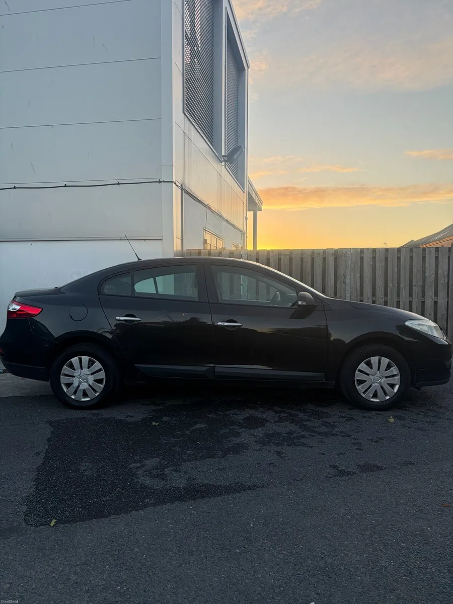2010 Renault Fluence 1.5 DCI, BRAND NEW NCT TODAY! - Image 2