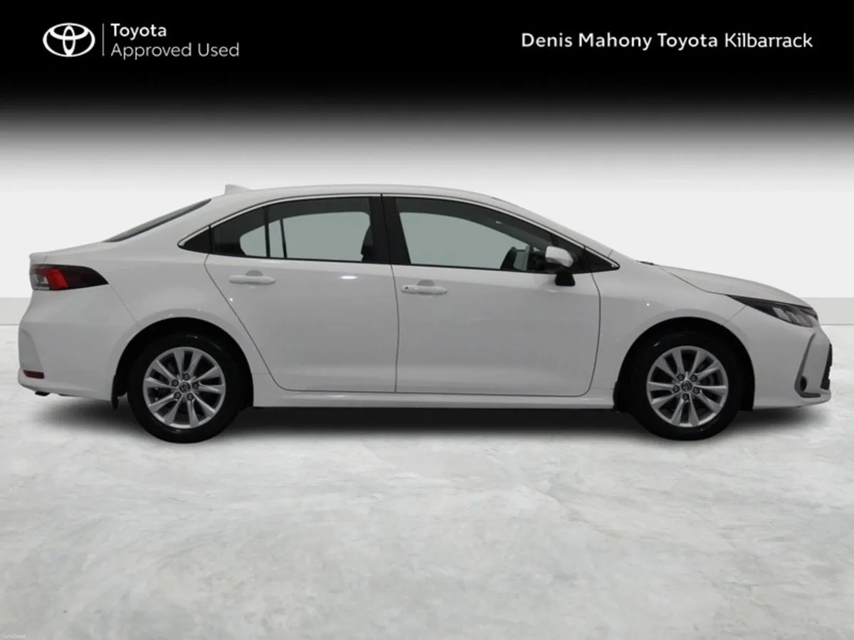 Toyota Corolla LUNA SALOON - Image 3