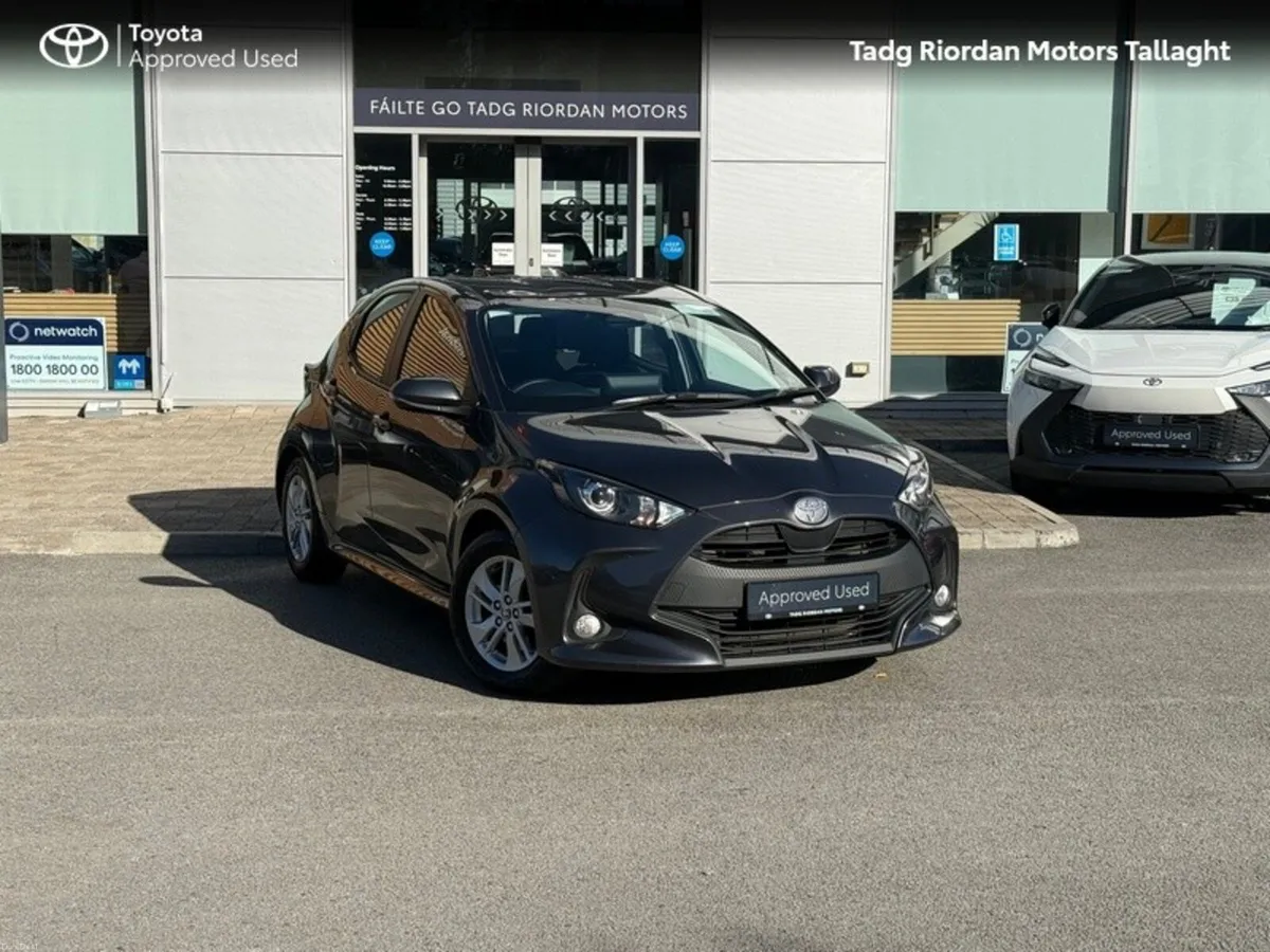 Toyota Yaris HEV Luna - Image 1