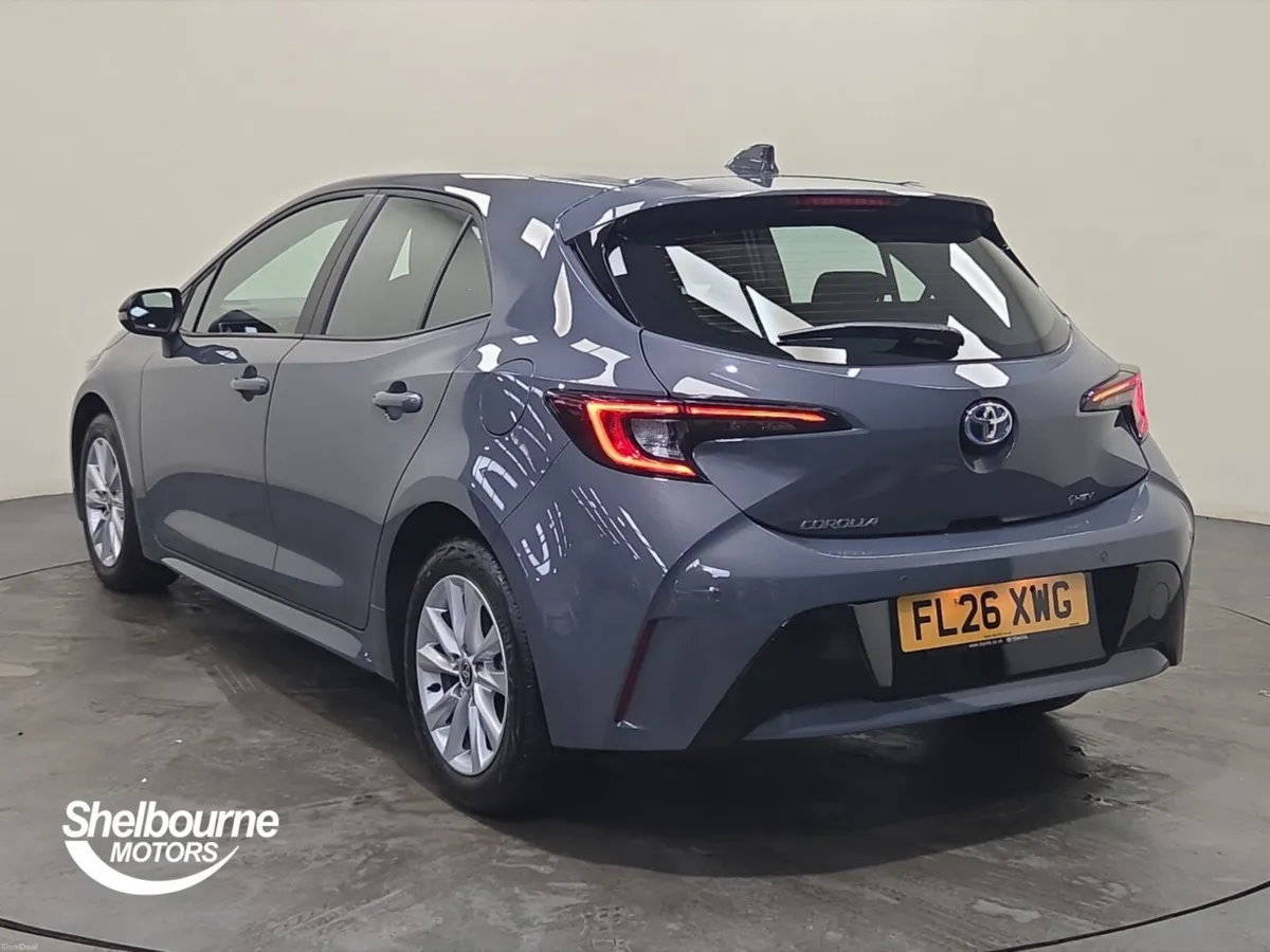 Toyota Corolla 1.8 Hybrid Icon 5dr CVT - Image 2