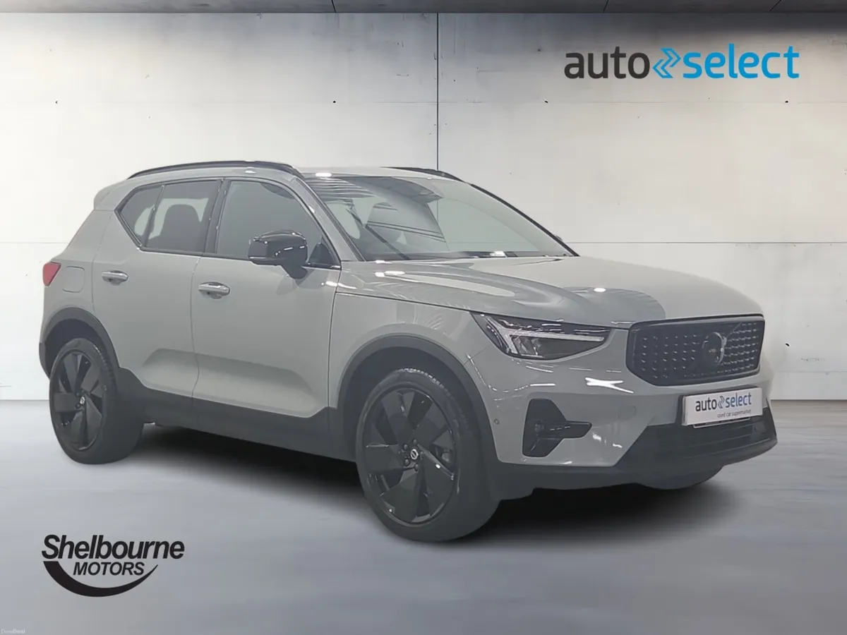 Volvo XC40 2.0 B4P Plus Black Edition 5dr Auto - Image 1