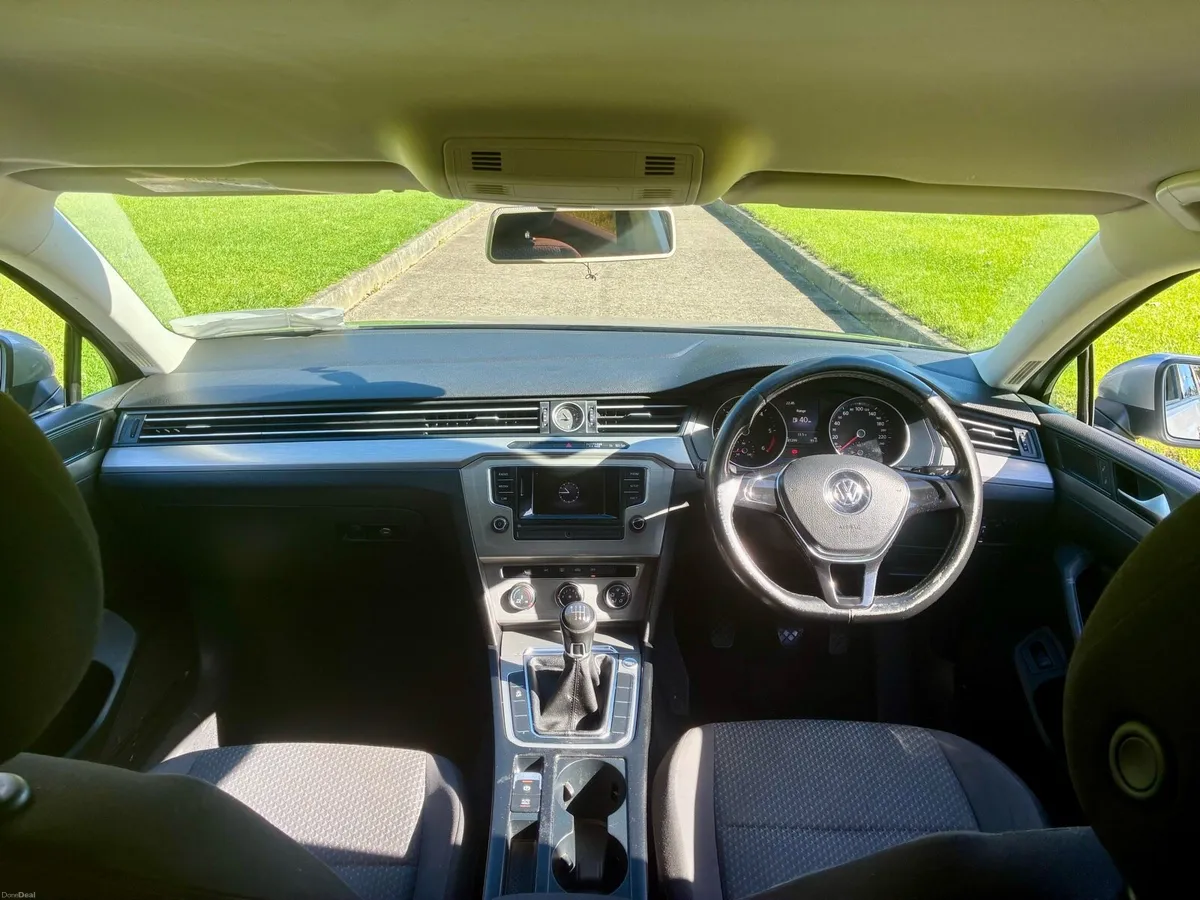 Vw Passat - Image 5