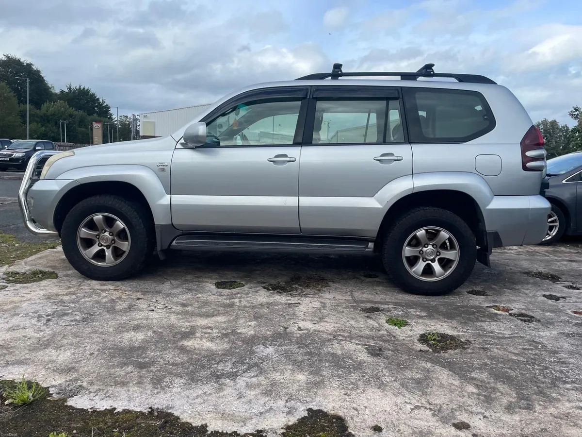 Toyota Land Cruiser 2006 - Image 4