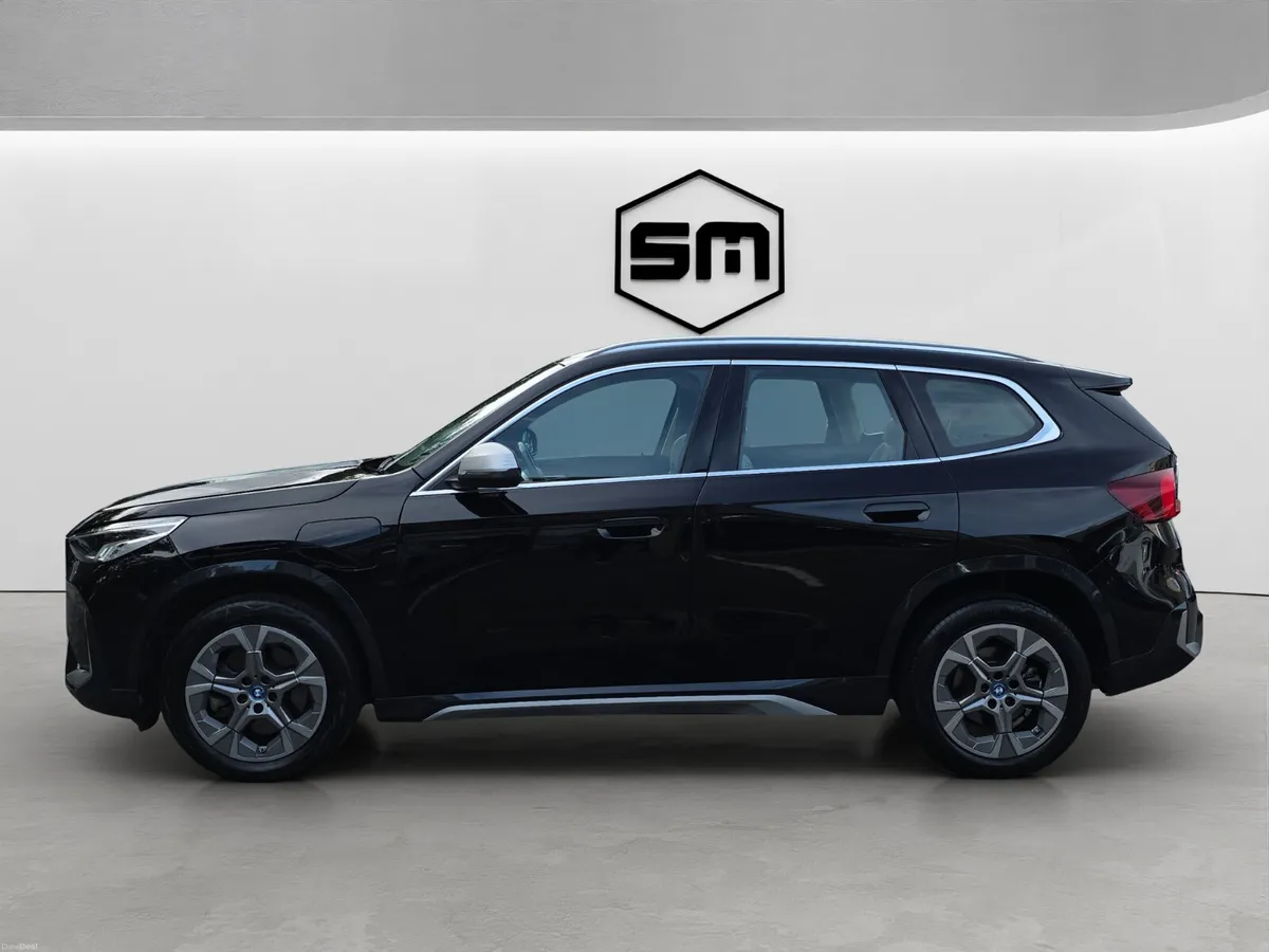 2023 BMW X1 XDRIVE 30E X-LINE AUTO. - Image 4