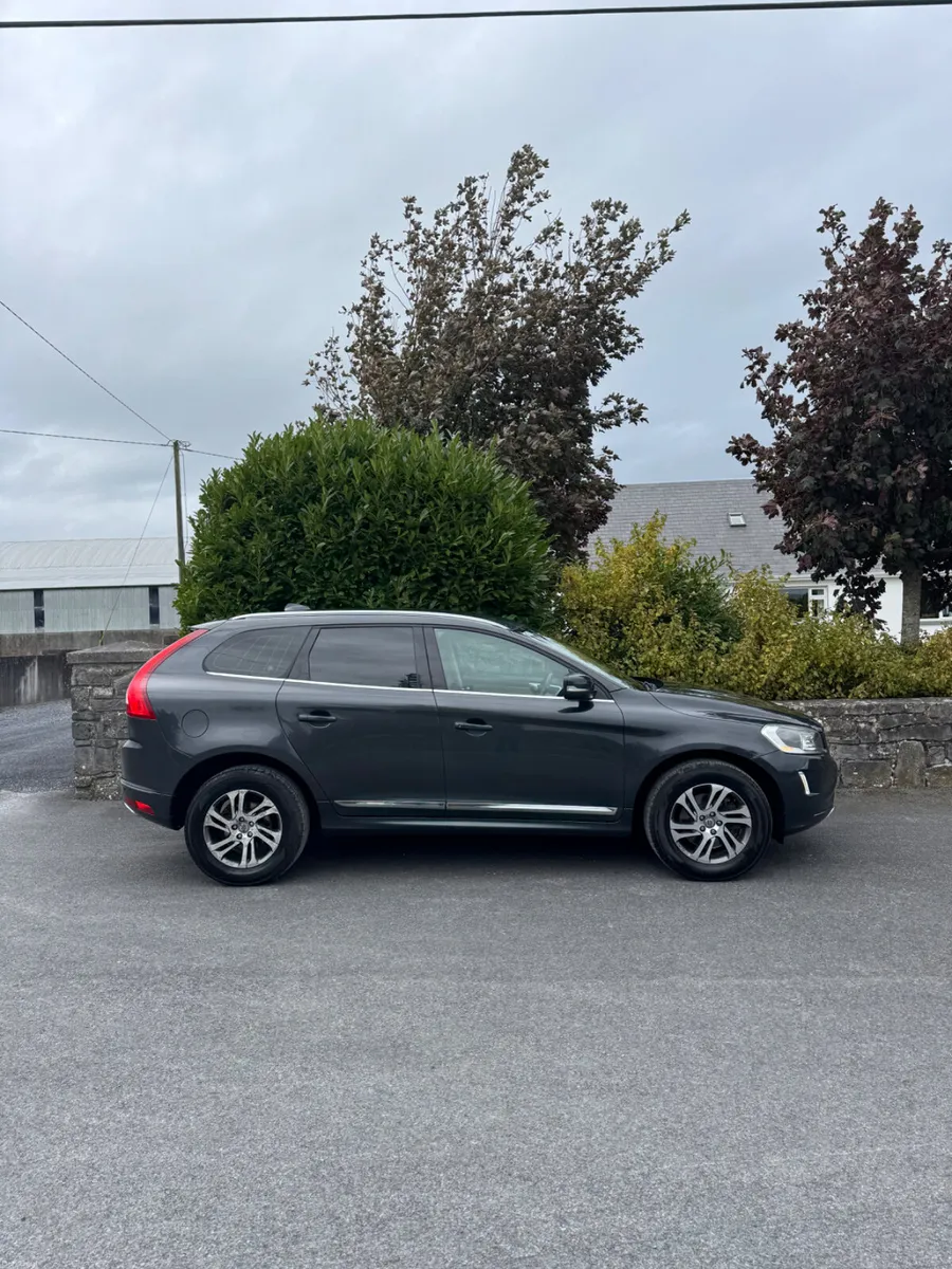 Volvo XC60 2014 - Image 2