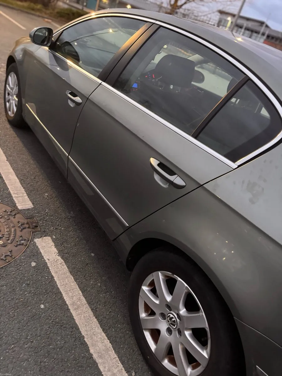 VW Passat - Image 3